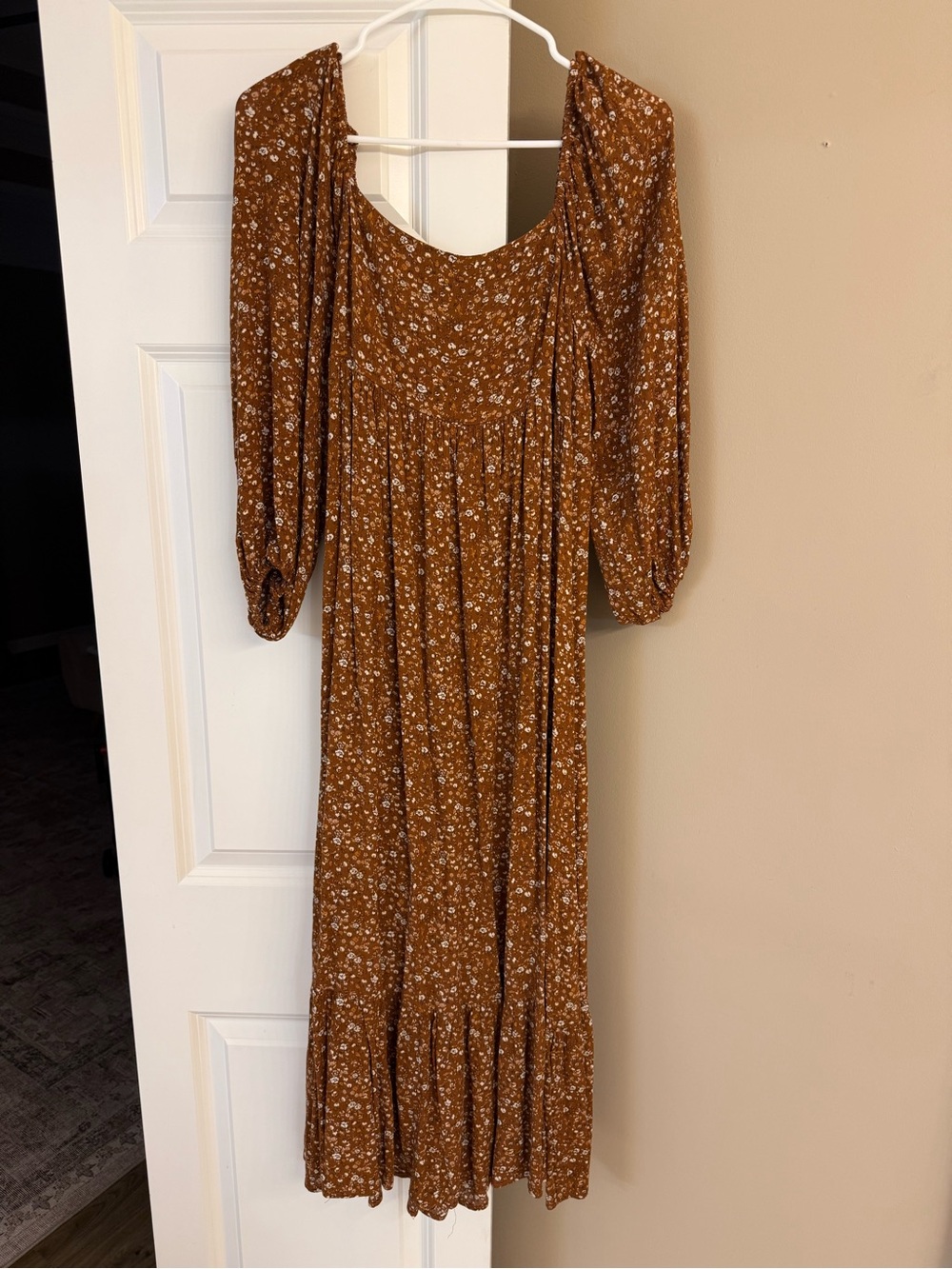 Women's Floral Smocked Midi Dress in Rust